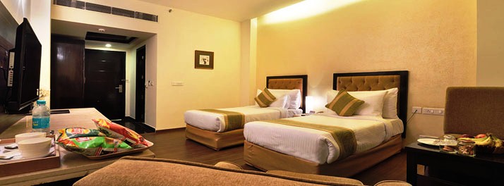 2443/Glitz Westend Inn - New Delhi 07.jpg